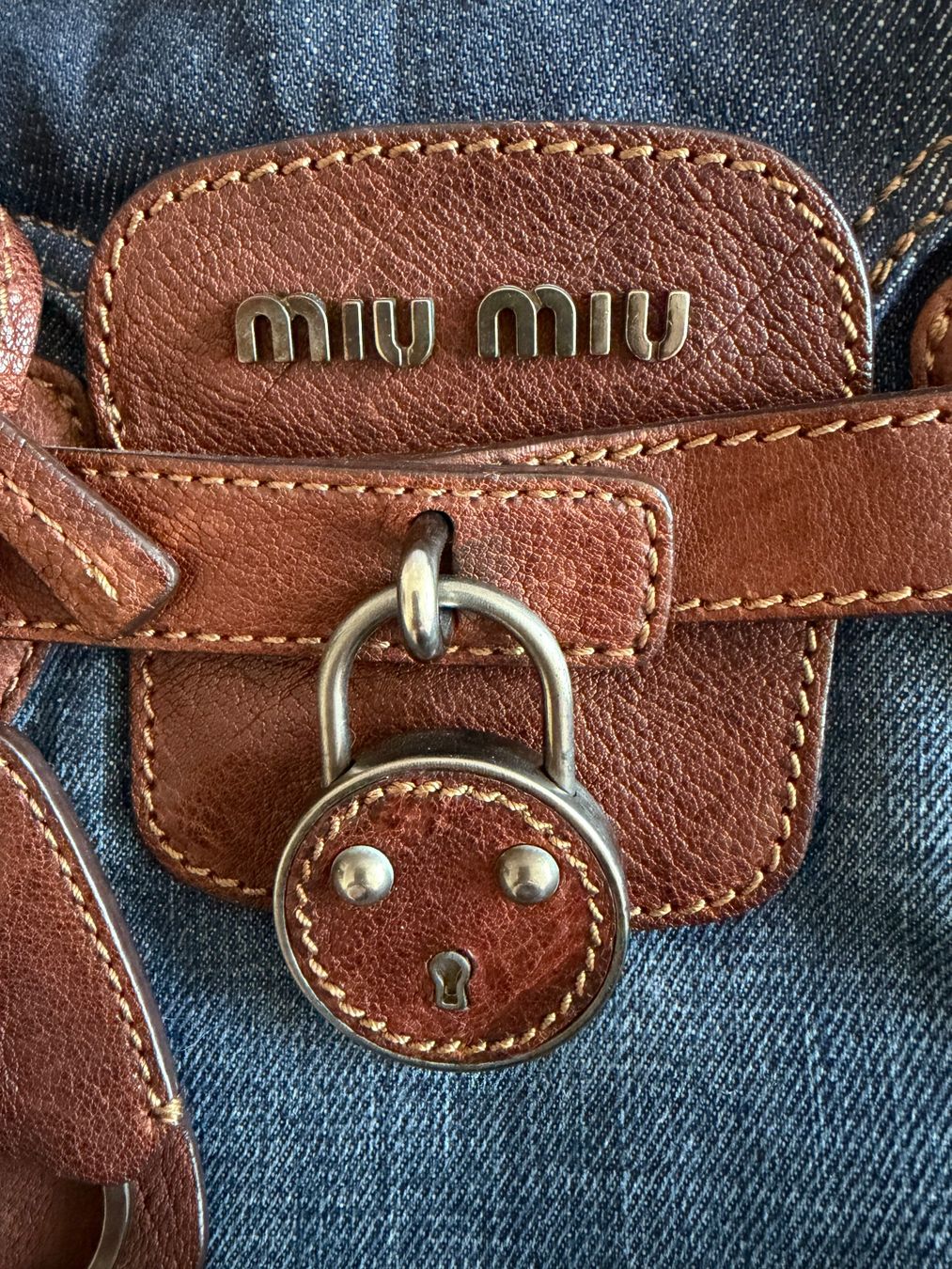 Miu Miu Borse da donna: Miu Miu Denim Tasche – Usato da Küssnacht venduto da Flowerlady 6