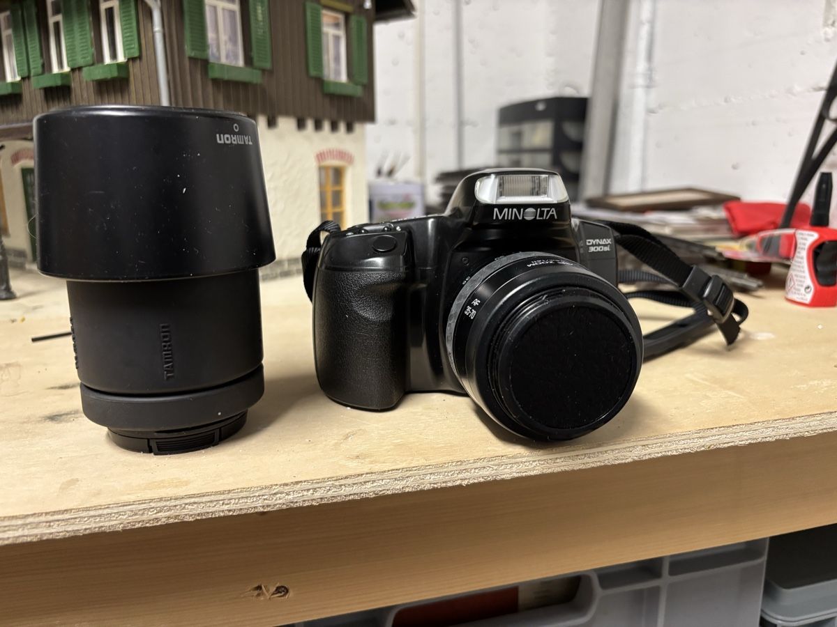 Minolta Fotocamera: Spiegelreflexkamera – Usato da Altendorf venduto da Quo 1