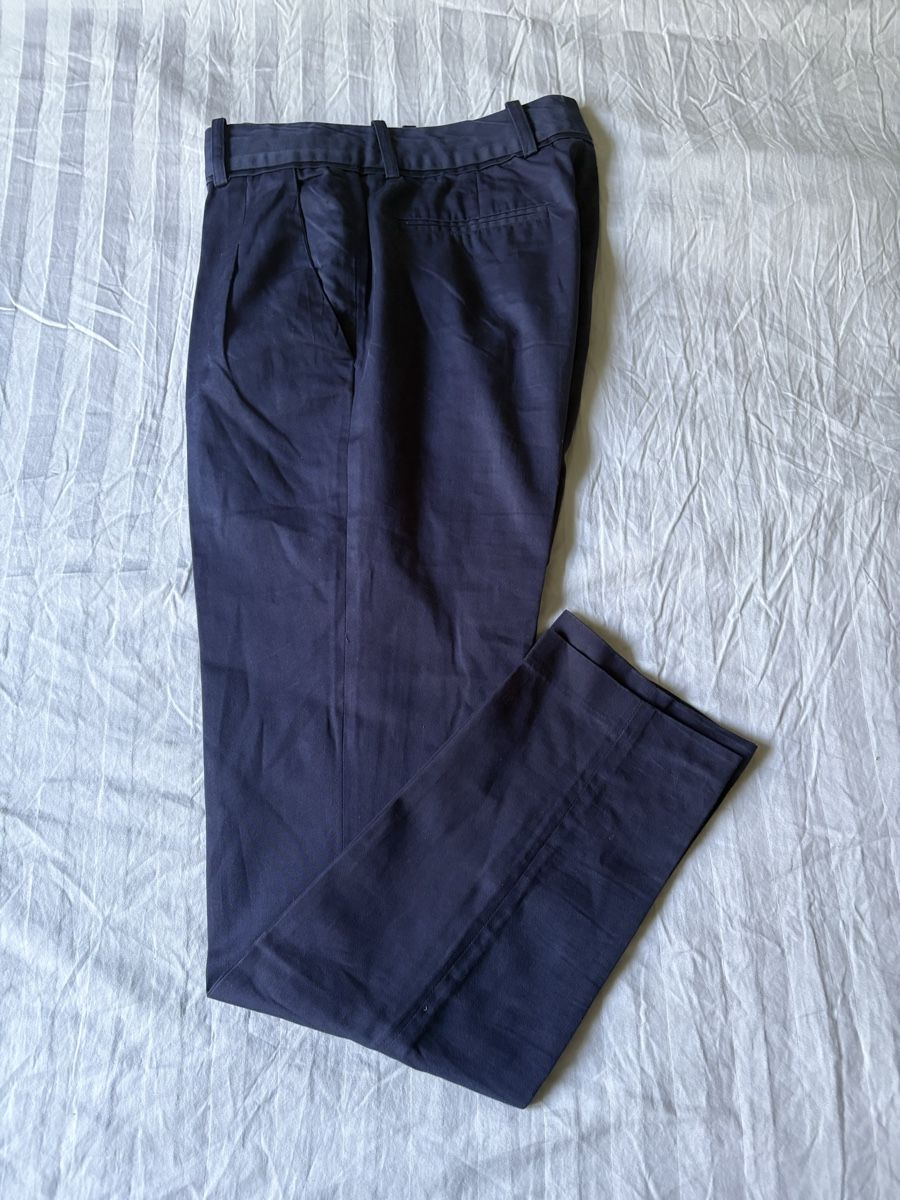 Maje Pantaloni: Pantalon bleu marine Maje taille 36 – Usato da Genève venduto da cec_6qrf 2