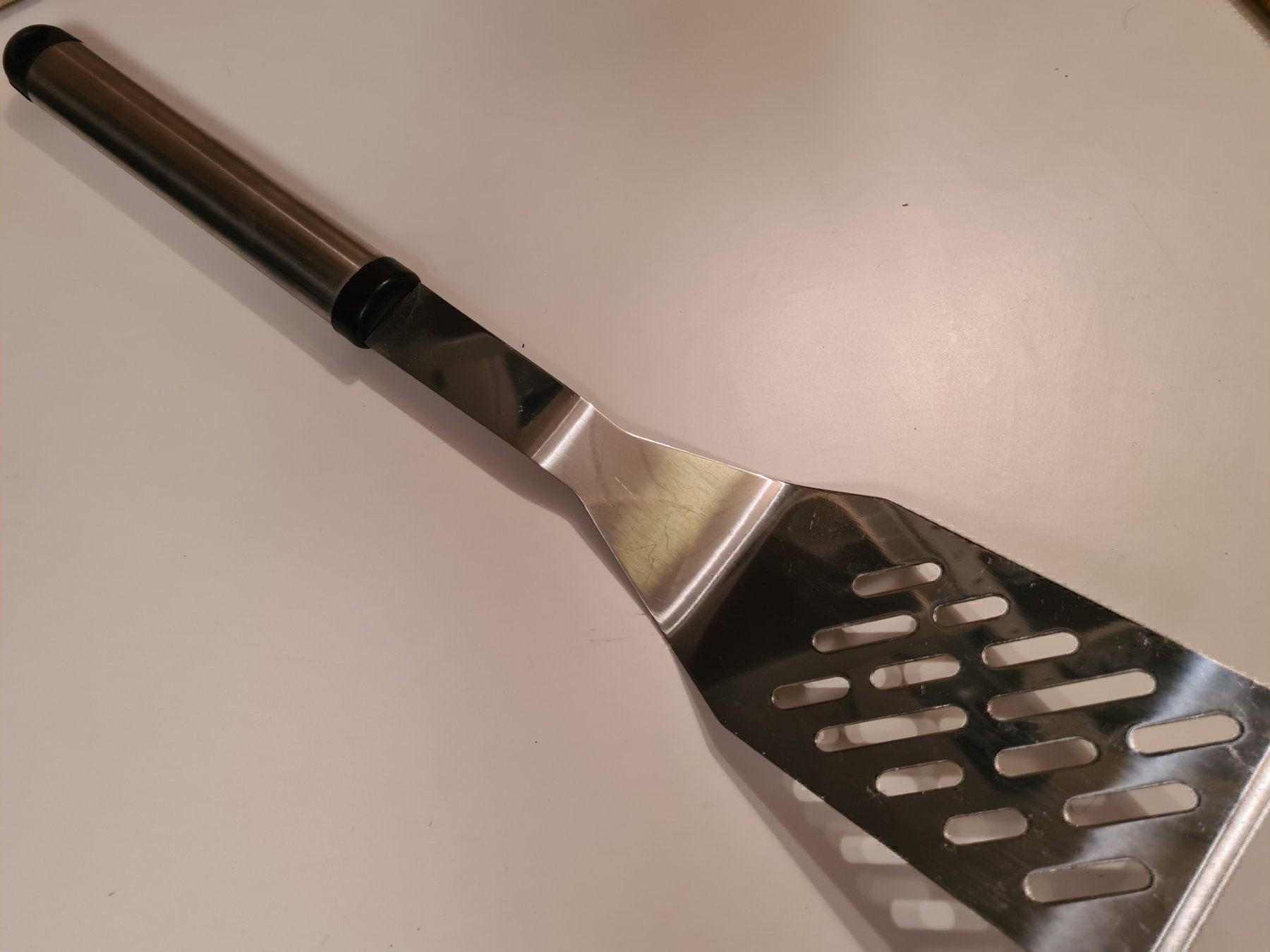 Bestecksets: Chromstahl Grill Schauffel 45 cm – Gebraucht aus Amriswil von used2use 2