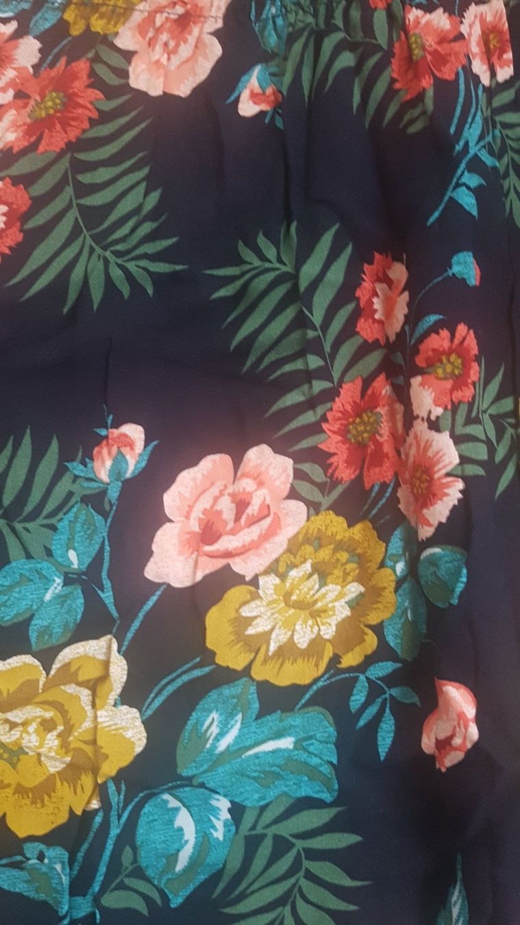 Robes: Schönes kleid Gr. L – Neuf (Voir description) à Schöfflisdorf par CrRG21 2