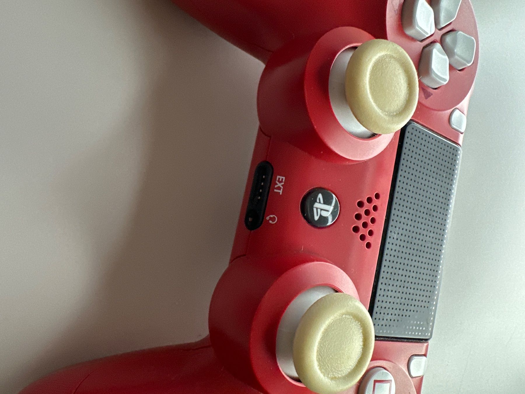 Sony Controller: PS4 Controller V2 Spiderman Edition – Usato da St.gallen venduto da taduz 2