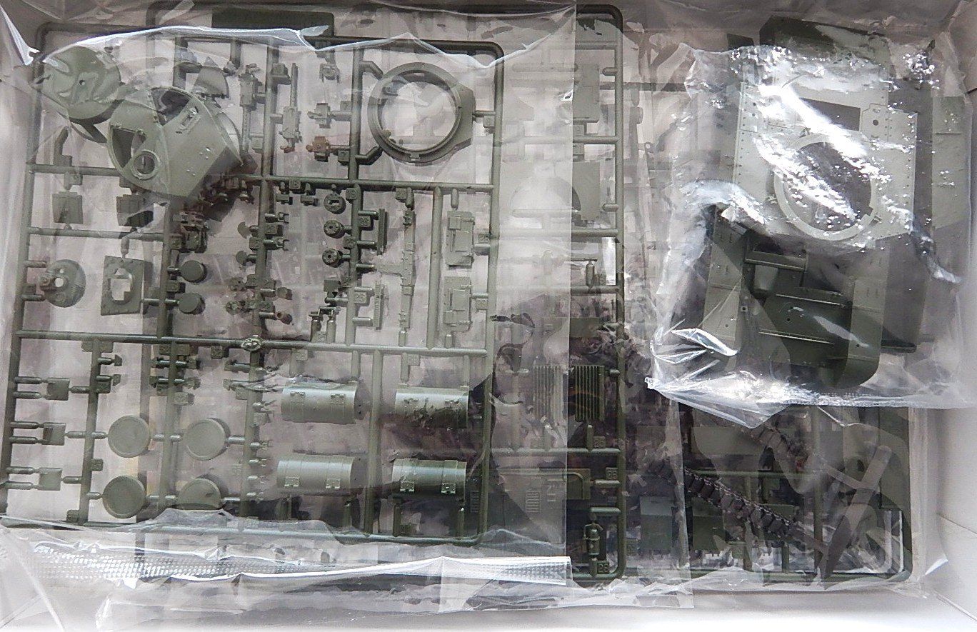 Kit di modellismo & Modellini statici: M3A1 Stuart Light Tank – Nuovo e nell'imballaggio originale da Neuchâtel venduto da PAB2000 1