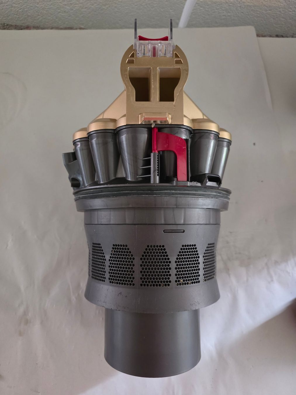Dyson Aspirapolveri & Accessori: Dyson DC23 Zyklon Staubsauger Ball Ersatzteil – Usato da Stein SG venduto da nxr_vzv9 2
