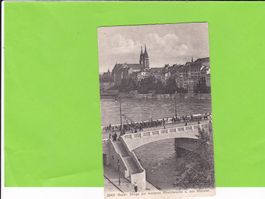 Basel-Stiege zur mittleren Rheinbrücke--belebt