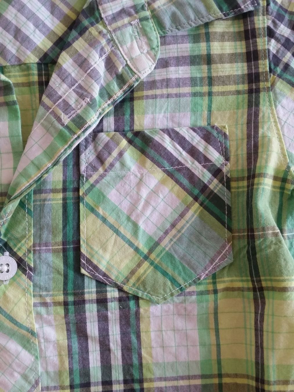 H&M Camicie, T-shirt & Polo: Hemd kurzarm Gr. 98 / chemise – Usato da Villars-sur-Glâne venduto da richardette 1