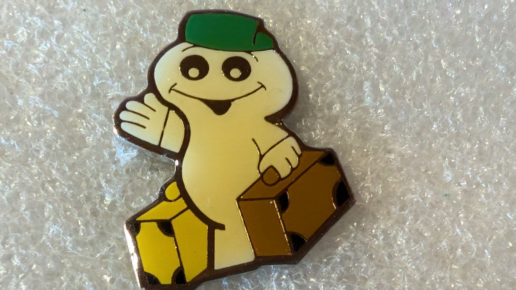 Placchette & Badge: Ansteckpin 228: Maga Bio – Usato da Oppligen venduto da Pin-Fall-Shop