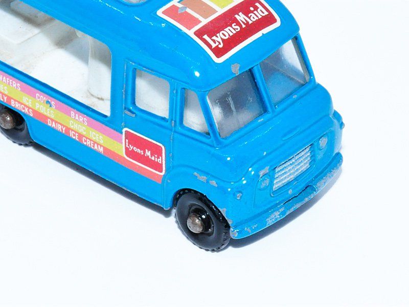 Matchbox Modellini d'auto: Matchbox Lesney COMMER ICE CANTEEN No. 47B – Usato da Zufikon venduto da MatchboxCorner 3