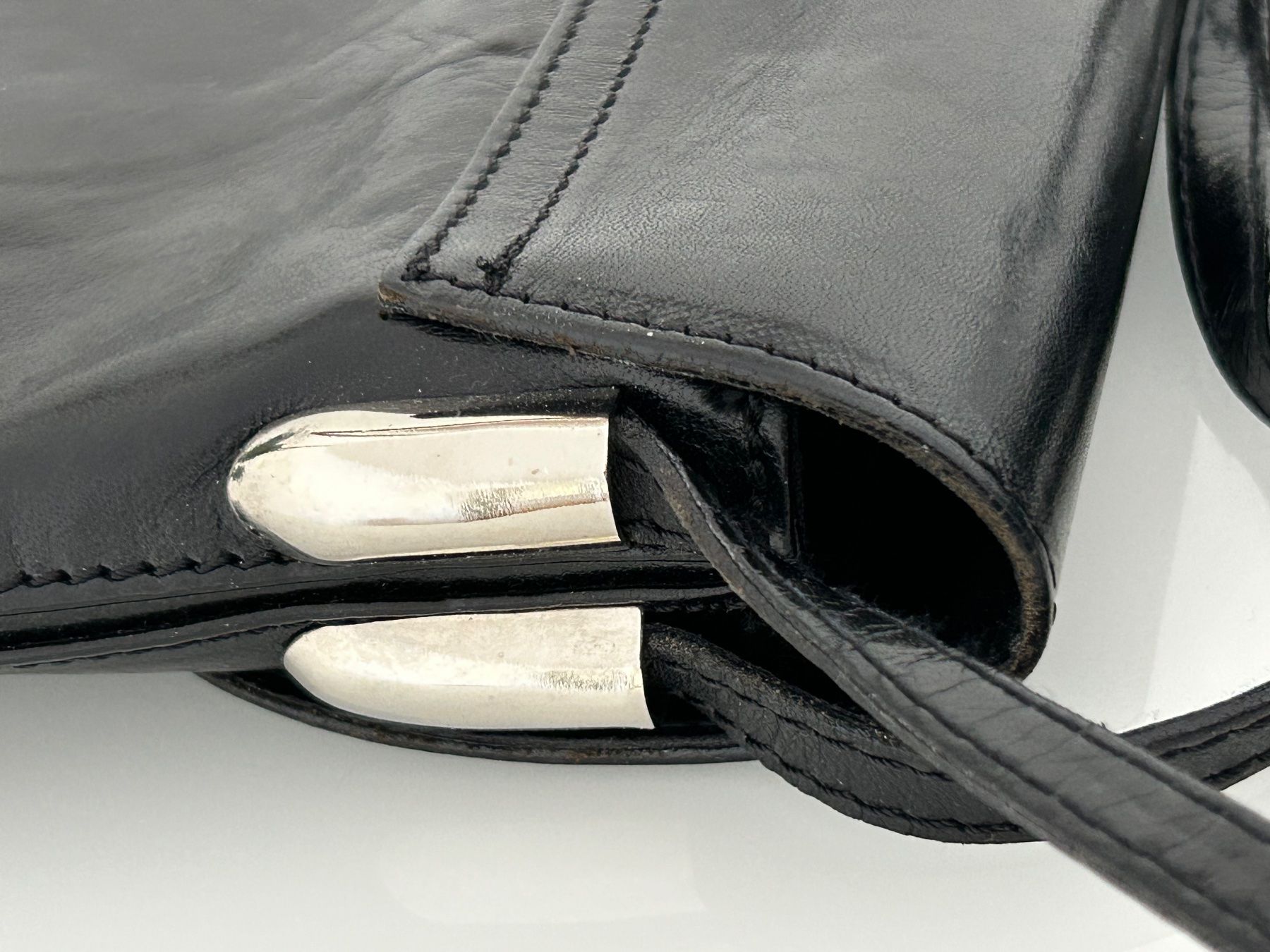 Borse da donna: Schwarze Ledertasche – Usato da Horn venduto da Resvi 5