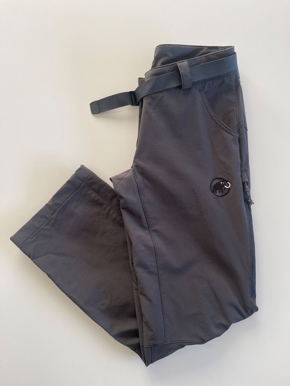 Mammut Hosen: MAMMUT Damen Wanderhose/Freizeithose Grau mit Gürtel Gr.34 – Gebraucht aus Zürich von Recode.Fashion 2