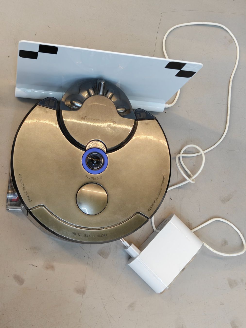 Dyson Aspirapolveri & Accessori: Dyson 360 Eye Staubsauger ab 30.Fr – Difettoso da Solothurn venduto da Electronic.3