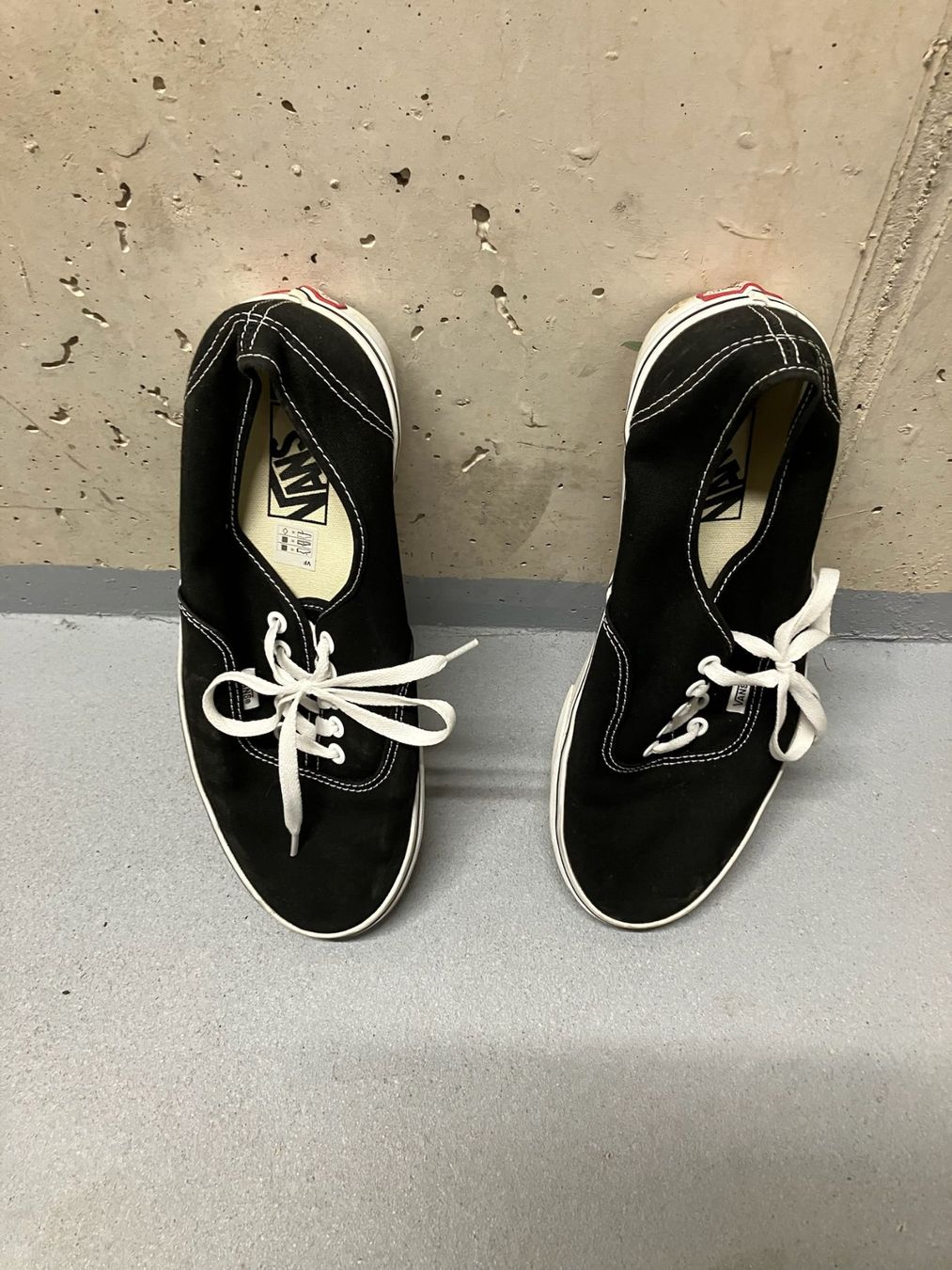 Vans Herrenschuhe: Vans Schuhe Grösse 44 (wide/breit) – Gebraucht aus Zürich von Da_schoefli