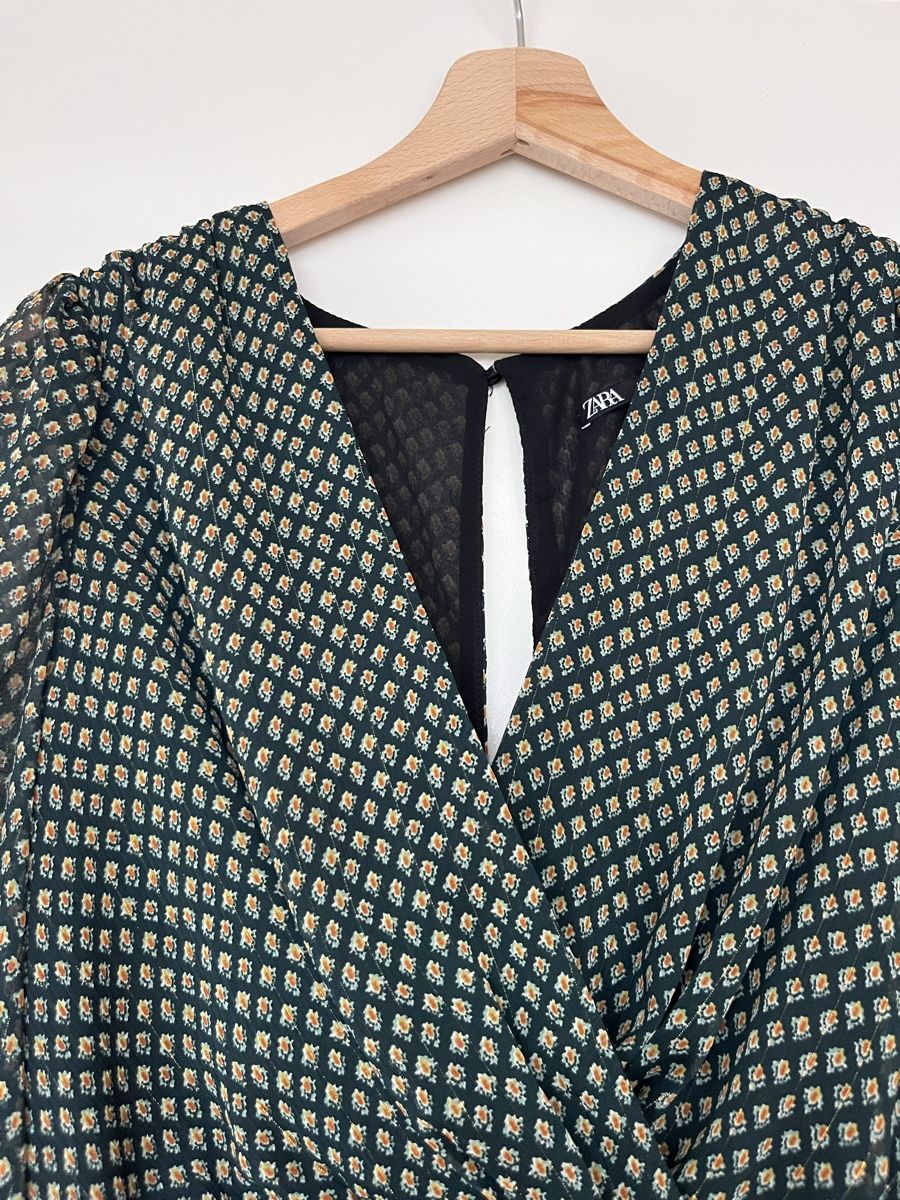 Zara Robes: Robe verte courte – D'occasion à Neuchâtel par Ariane_vn00 1