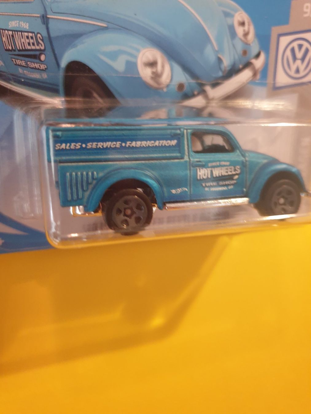 Hot Wheels Modellini d'auto: Hit Wheels '49 VOLKSWAGEN BEETLE PICKUP – Nuovo e nell'imballaggio originale da Oftringen venduto da Rotor 4