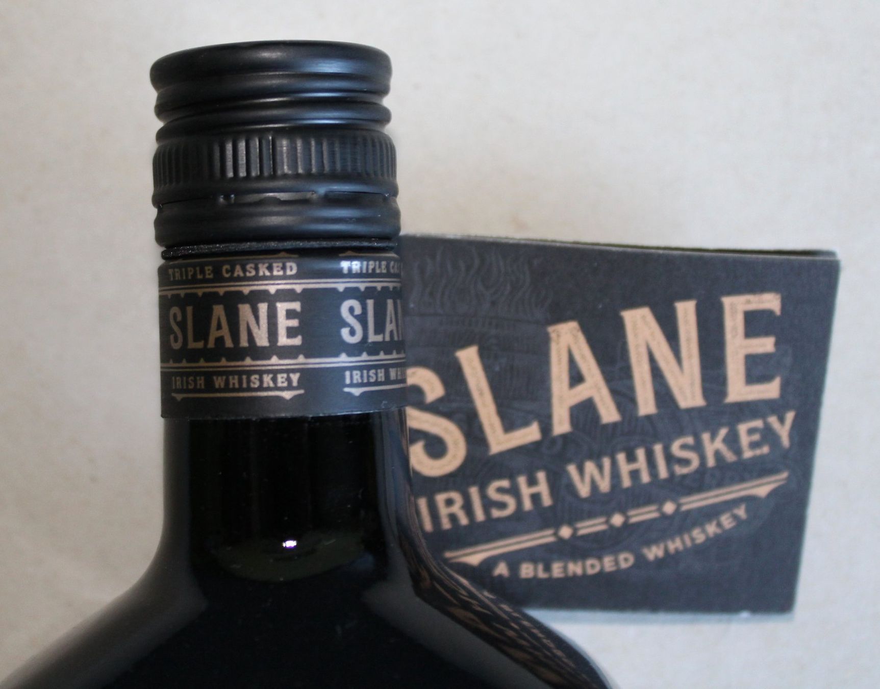 Bevande alcoliche: Slane Irish Whiskey Triple Casked – Nuovo (secondo la descrizione) da Worblaufen venduto da Cookie23 2