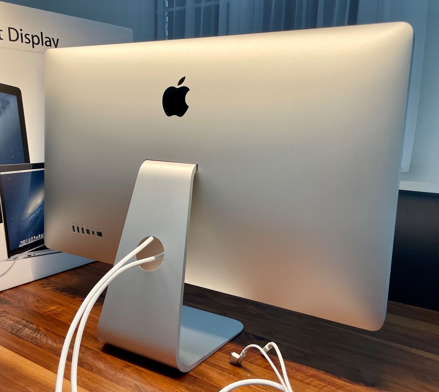 Apple Monitore: Apple Thunderbolt Display 27“ – Gebraucht aus Siebnen von  3