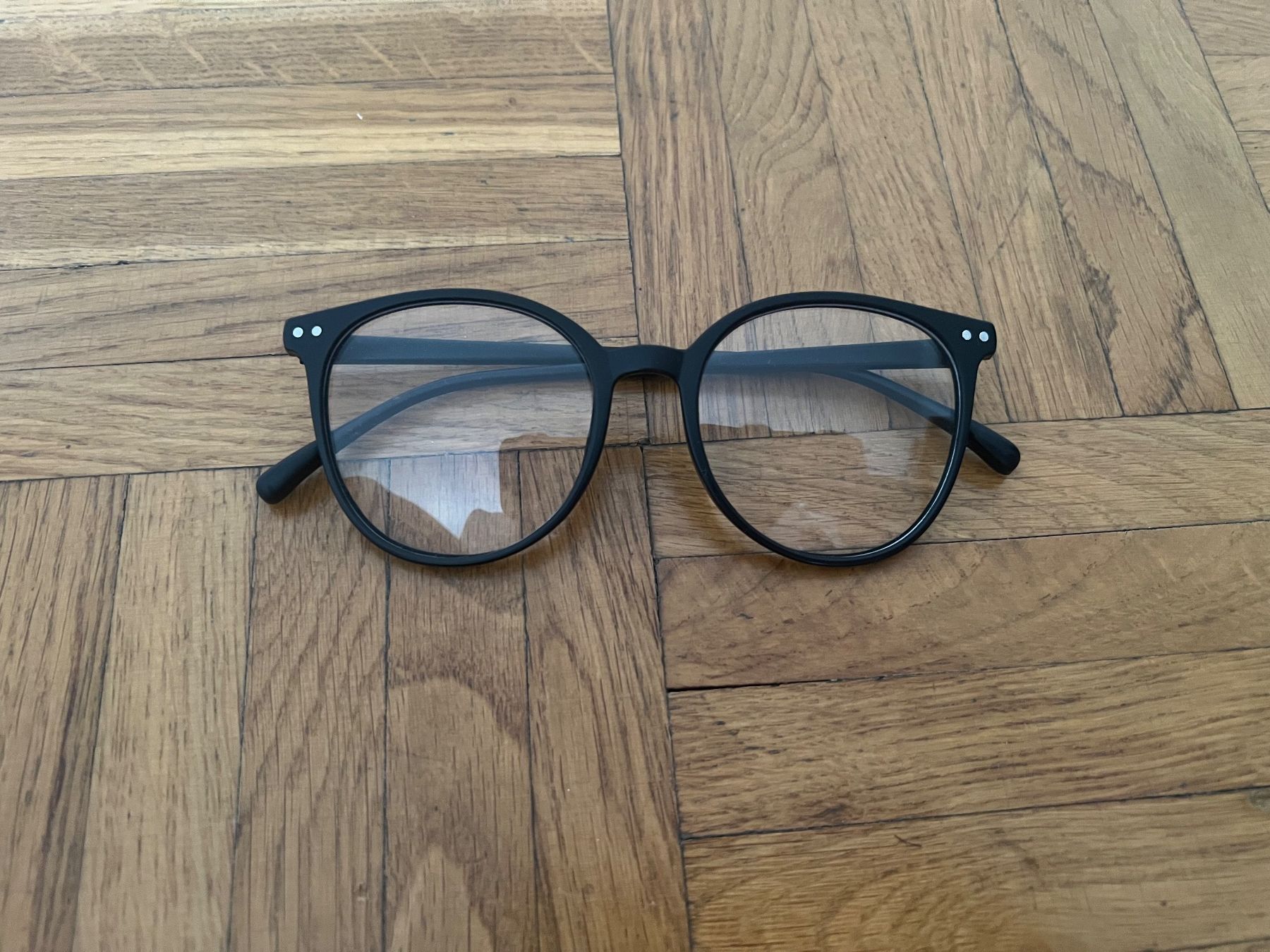 Brillen & Gläser: Fake Brille Damen Herren schwarz – Gebraucht aus Münchenbuchsee von jes_hyd9