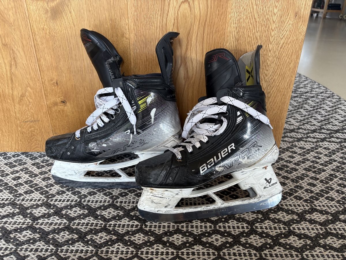 Bauer Schlittschuhe: Bauer Vapor Hyperlite 2 – Gebraucht aus Liebefeld von Rugenparkson
