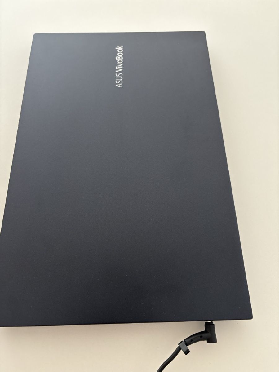 Asus Notebooks: ASUS Vivo Book – Gebraucht aus Muttenz von Stefan8 2