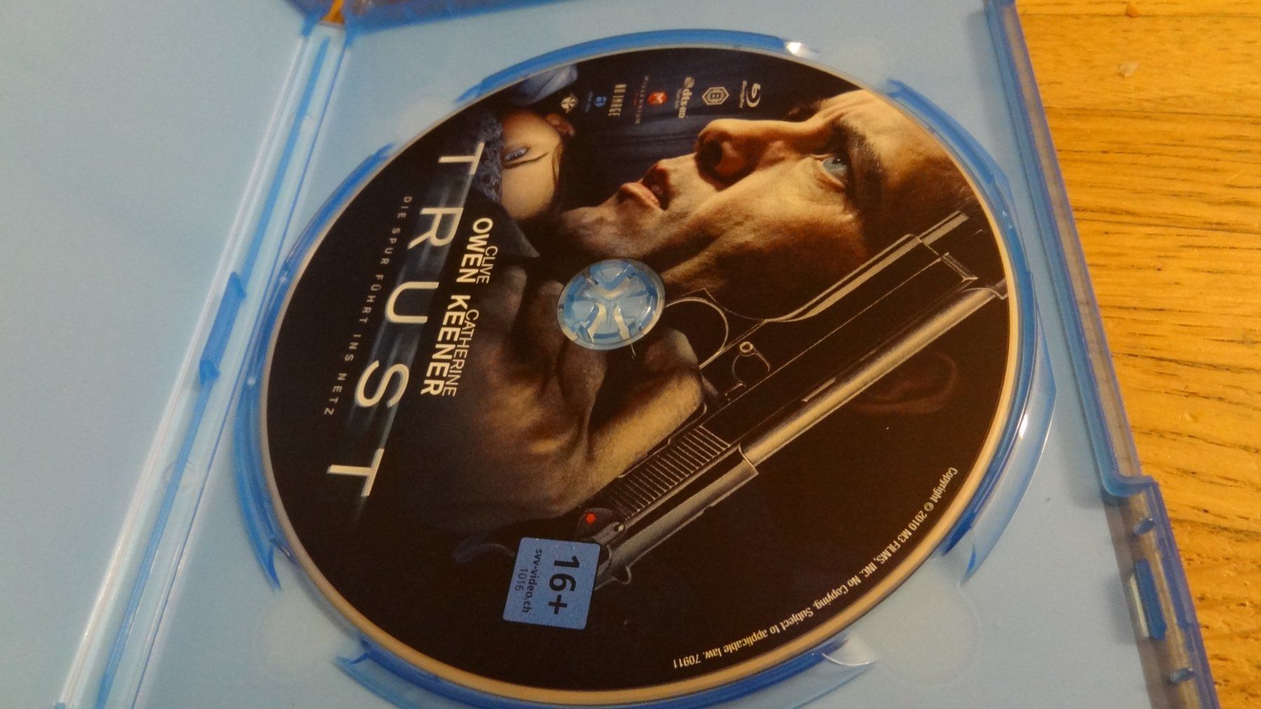 Tutti i DVDs: Trust BLU-RAY – Usato da Olten venduto da Disc-Verkauf 1