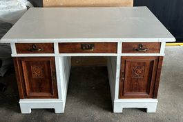 Schreibtisch im Shabby-Chic Stil