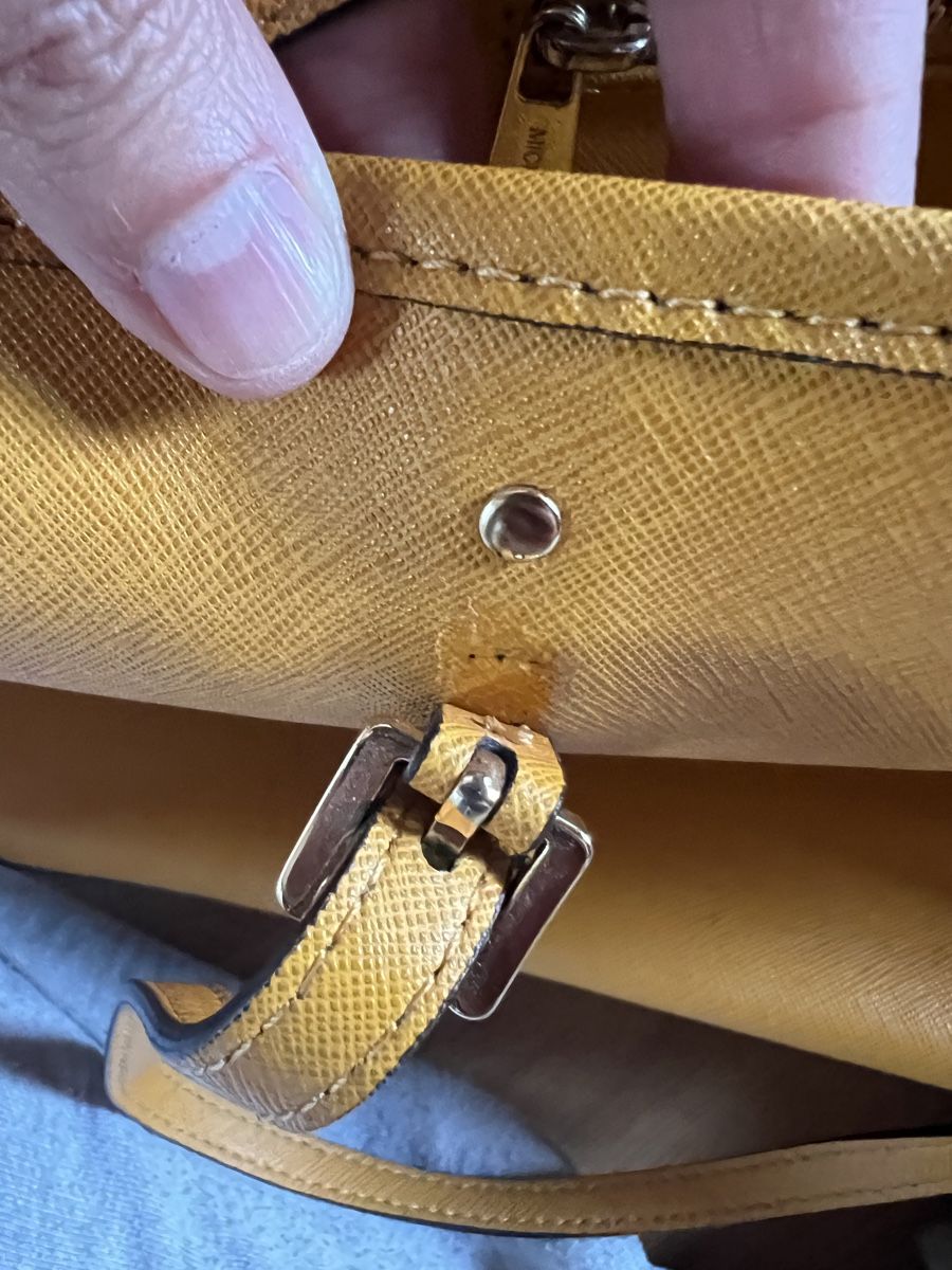 Borse da donna: Michael Kors Shopper gelb – Usato da Uster venduto da Shanti1 7