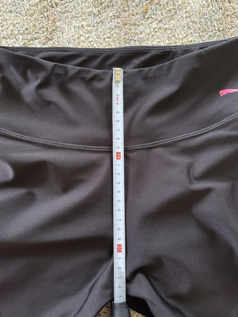 Puma Leggings: Puma Leggings Black Pink Size M - Excellent – Usato da Kloten venduto da gab_jl5l 4