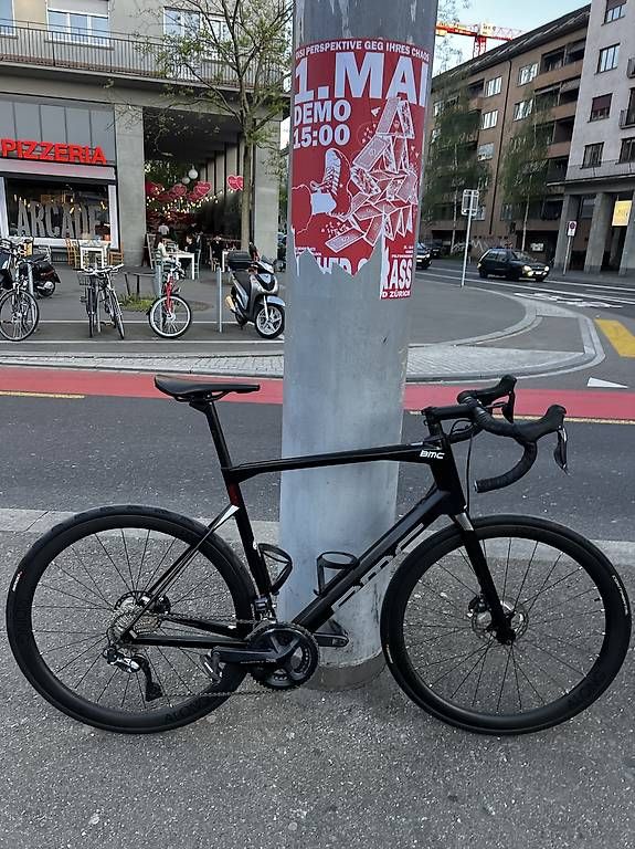 Biciclette: Rennvelo BMC Roadmachine – Usato da Zürich venduto da Innocentsaft