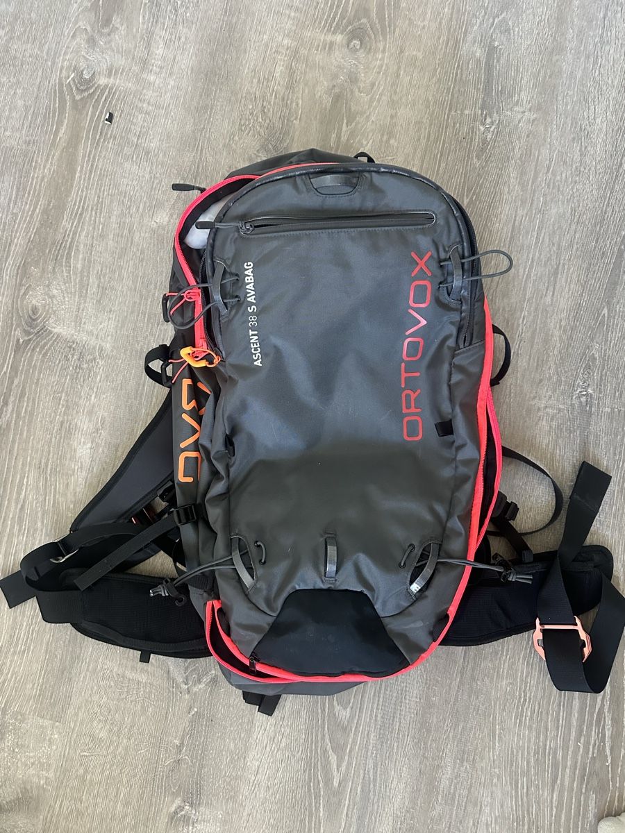Ortovox Zaini: Ortovox Ascent 38 Avabag Backpack – Nuovo (secondo la descrizione) da Zürich venduto da chayen