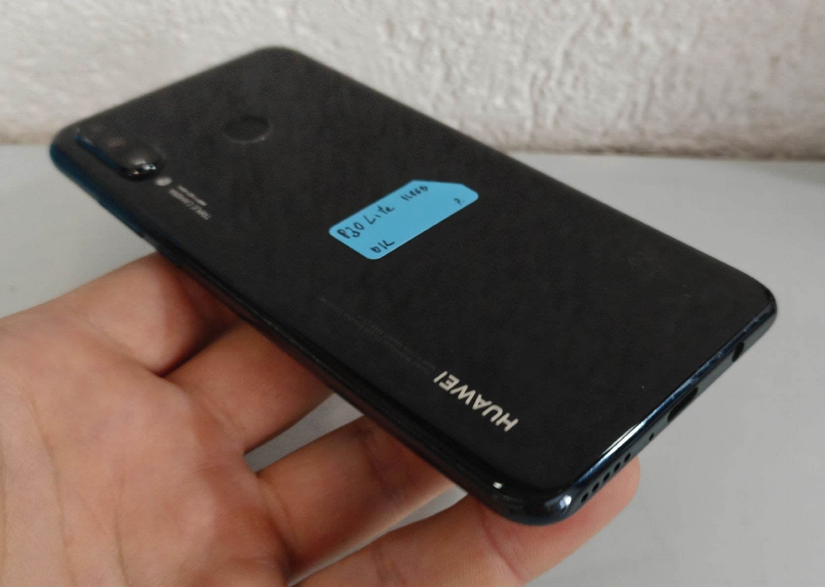 Huawei Telefoni cellulari / Smartphones: Huawei P30 lite 128GB Schwarz – Usato da Ehrendingen venduto da Rocky985 4