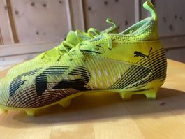 Puma Fussbalschuhe Grösse 33