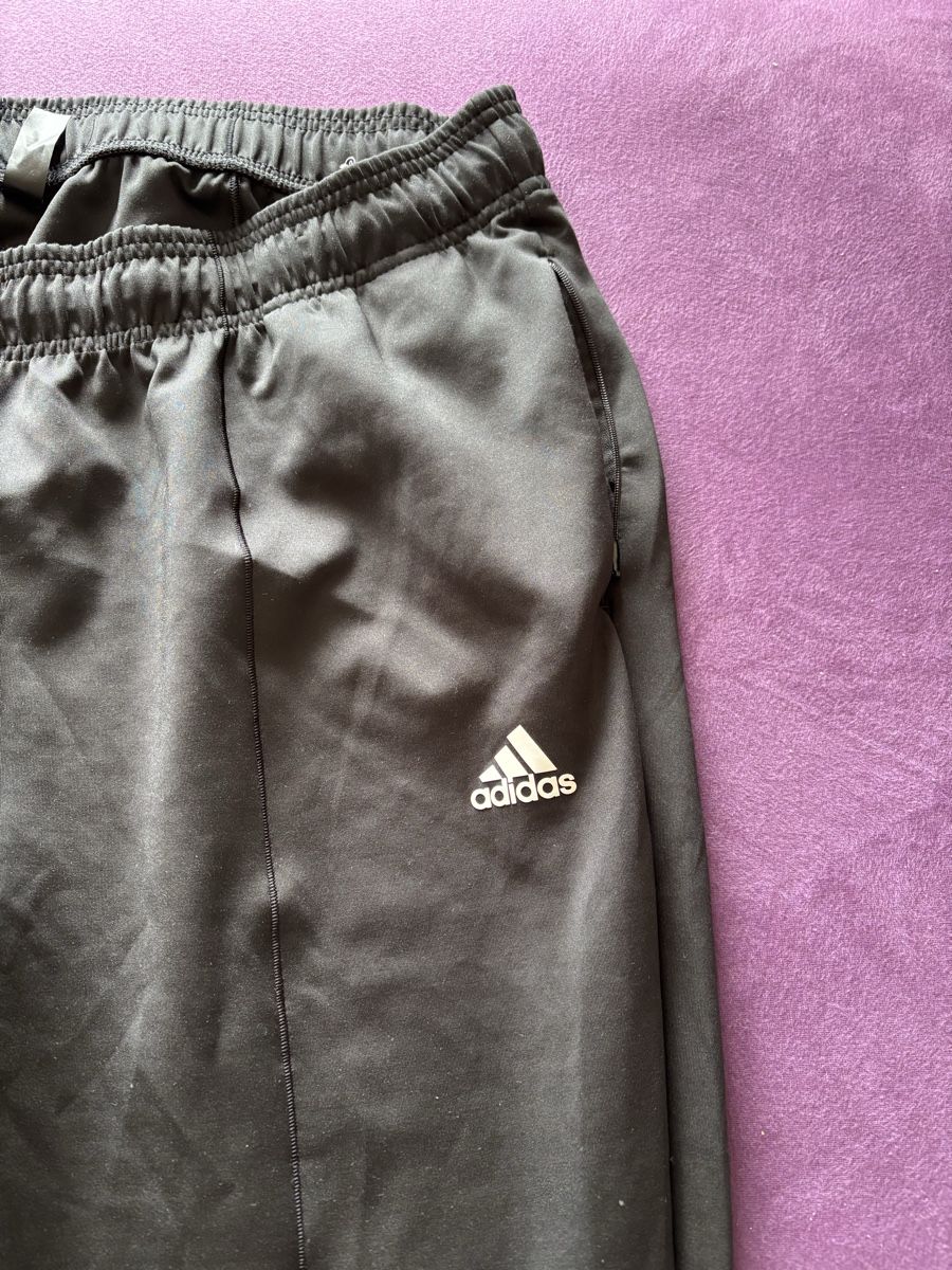 Adidas Hosen: Adidas Trainingshose 3XL - grosse Grösse – Neu (gemäss Beschreibung) aus Wald AR von bertli00 2