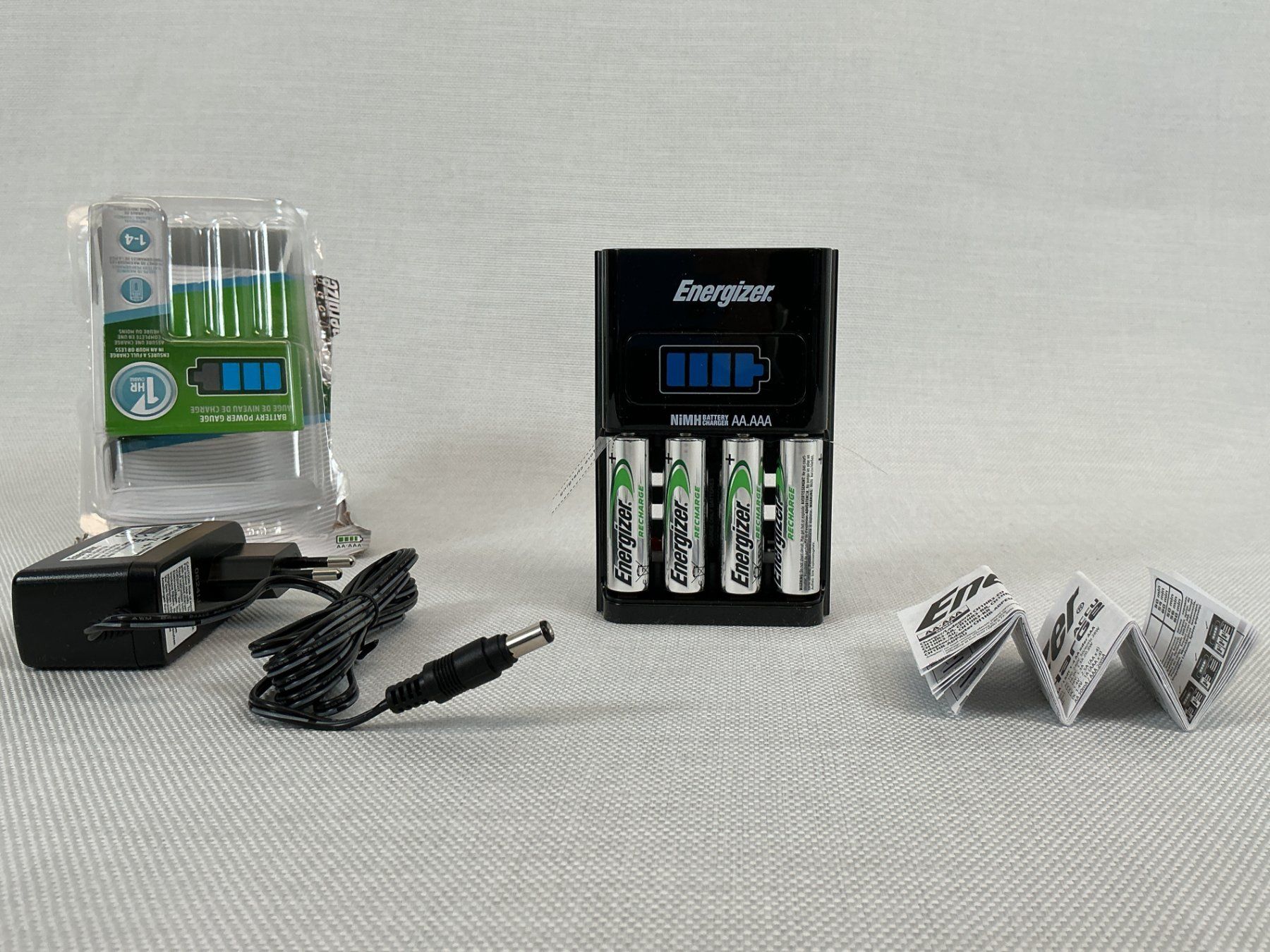 Energizer Caricatori & Batterie: ENERGIZER Batterie Ladegerät Recharge 1 - Hour – Nuovo (secondo la descrizione) da Richterswil venduto da Restwert_Richterswil