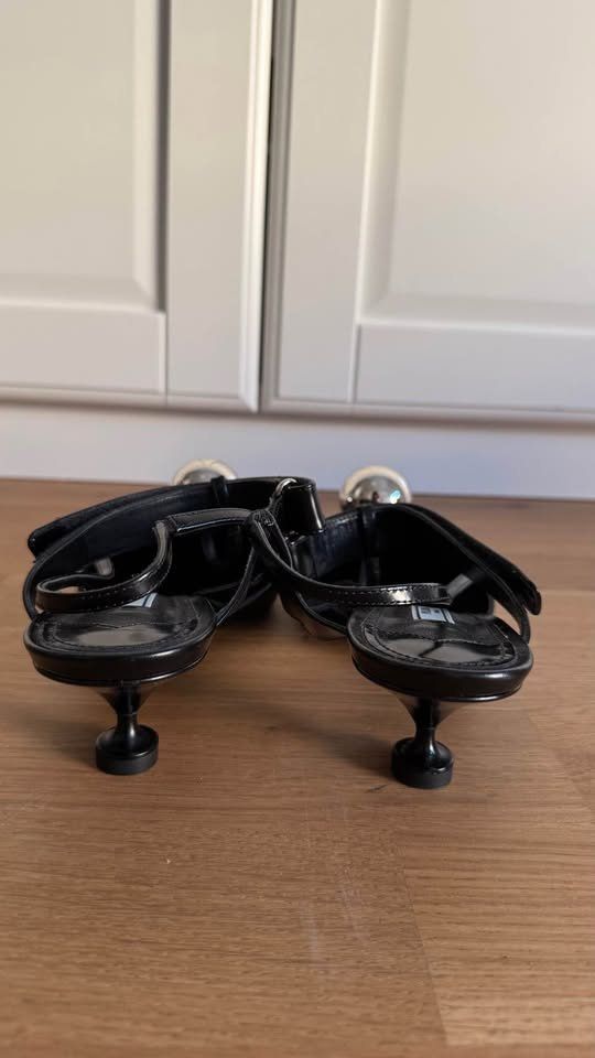 Prada Scarpe da donna: Prada Heels - size 40 – Nuovo (secondo la descrizione) da Genève venduto da gvokiii 1