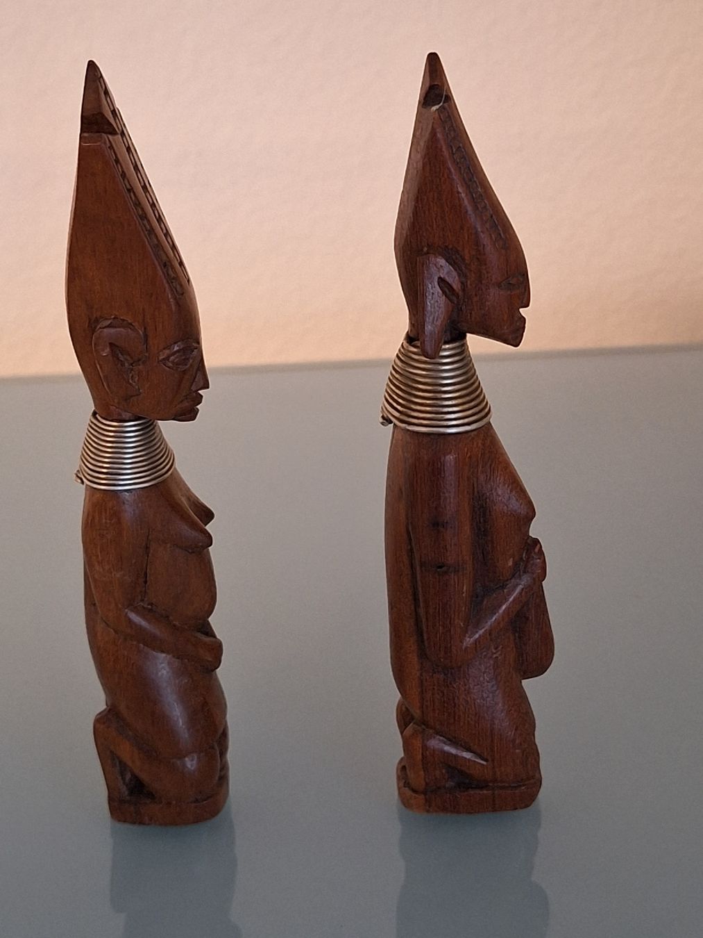 Figuren: Afrikanische Holzfiguren, Deko-Objekte, Top Zustand! – Gebraucht aus Winterthur von juszku 3