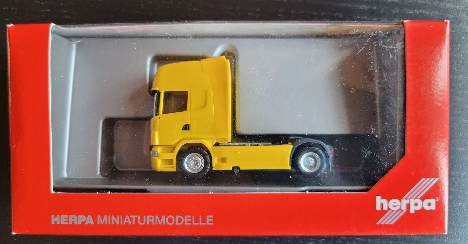 Herpa Kits de montage: Herpa LKW's 1:87 – D'occasion à Hettiswil par kuese85 2