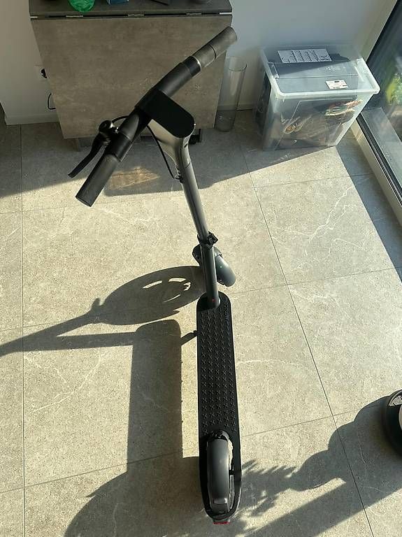 Scooter: E-scooter ancora in garanzia – Usato da Agno venduto da man_xcd8 2
