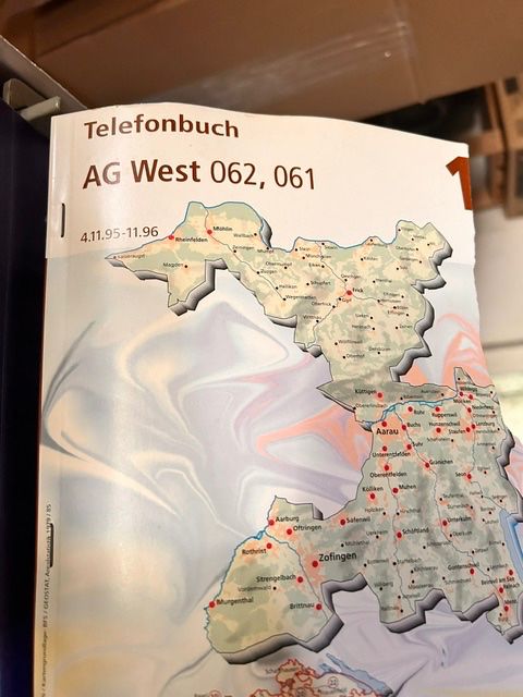 Téléphones: Telefonbuchregister Hängeregister Telefonzelle – D'occasion à Muttenz par Venturi75 5