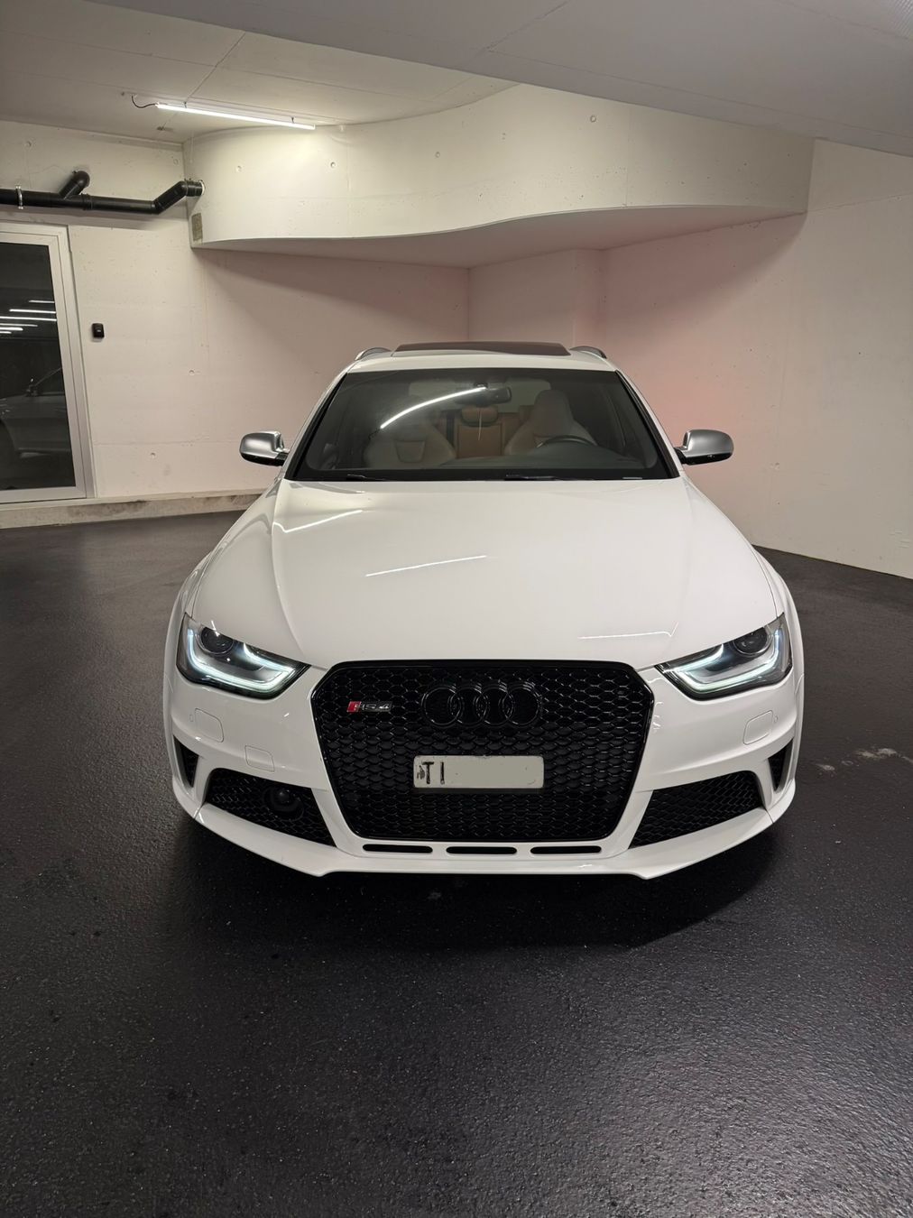 Audi Automobili: Audi RS4 4.2 V8 – Usato da Pregassona venduto da naz_9r98 1