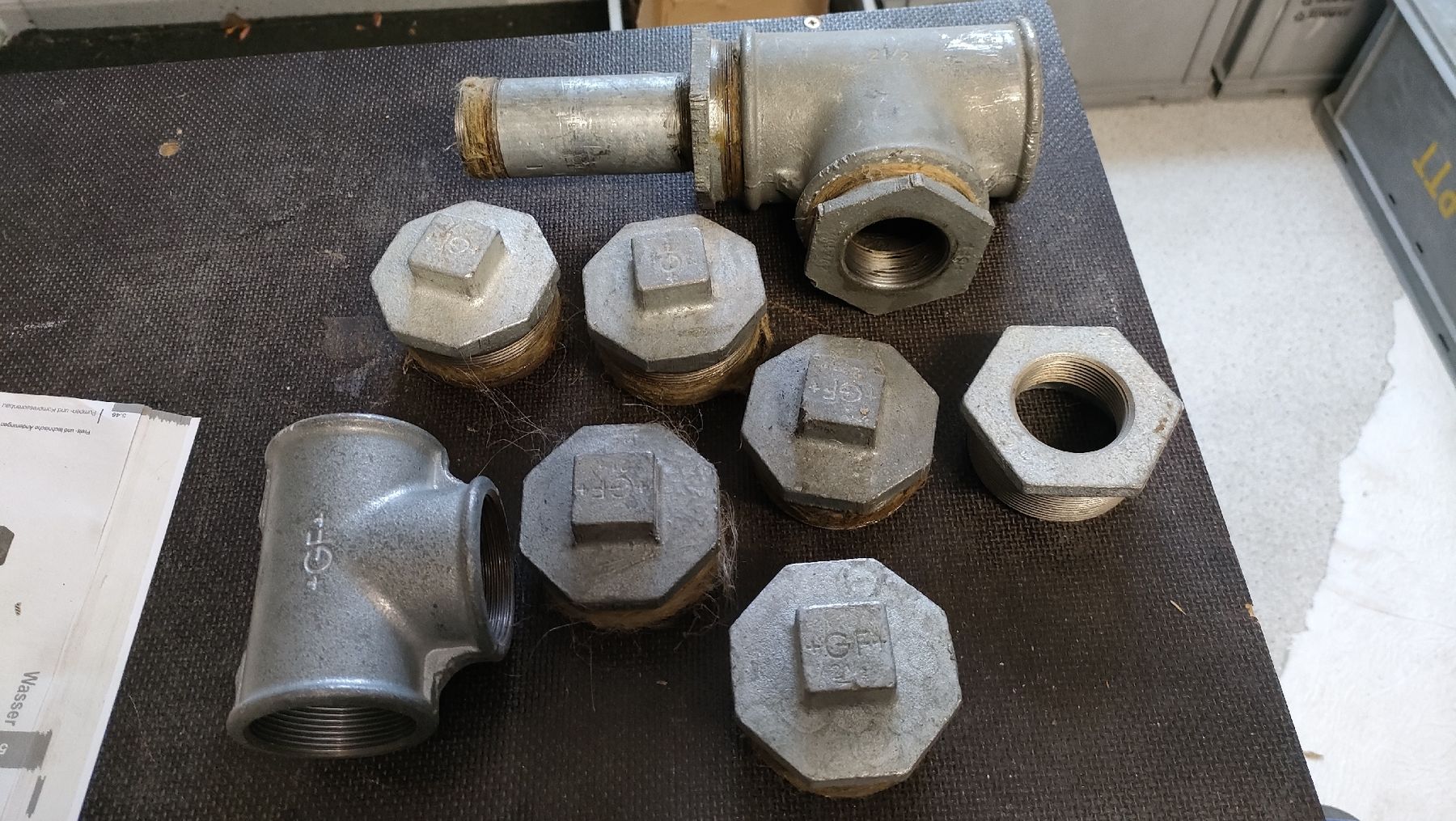 Rubinetteria: Wasserrohr Artikel 2 1/2" – Usato da Flawil venduto da rbdrei