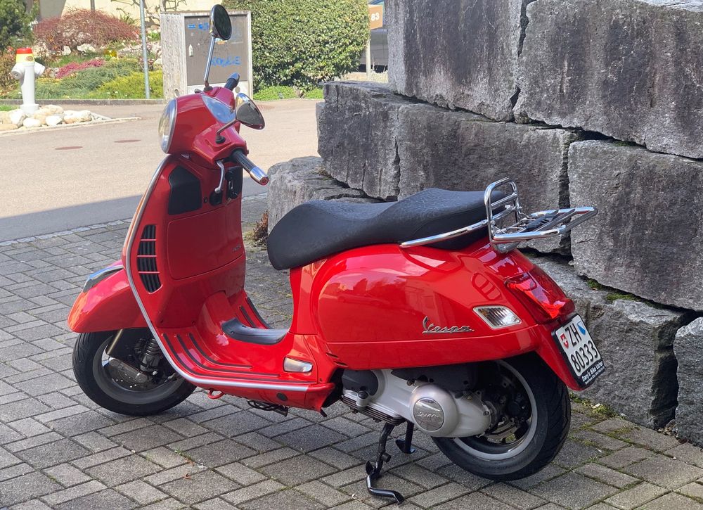 Vespa GTS 250 ABS (Gebraucht) in Uerikon für CHF 2420 – nur Abholung ...