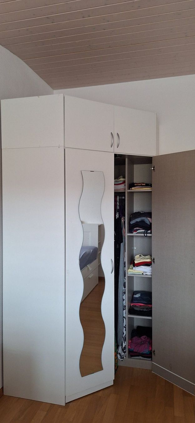 Schränke: armoire d'angle / dressing, blanche – Gebraucht aus Lussery-Villars von pousinete02 1