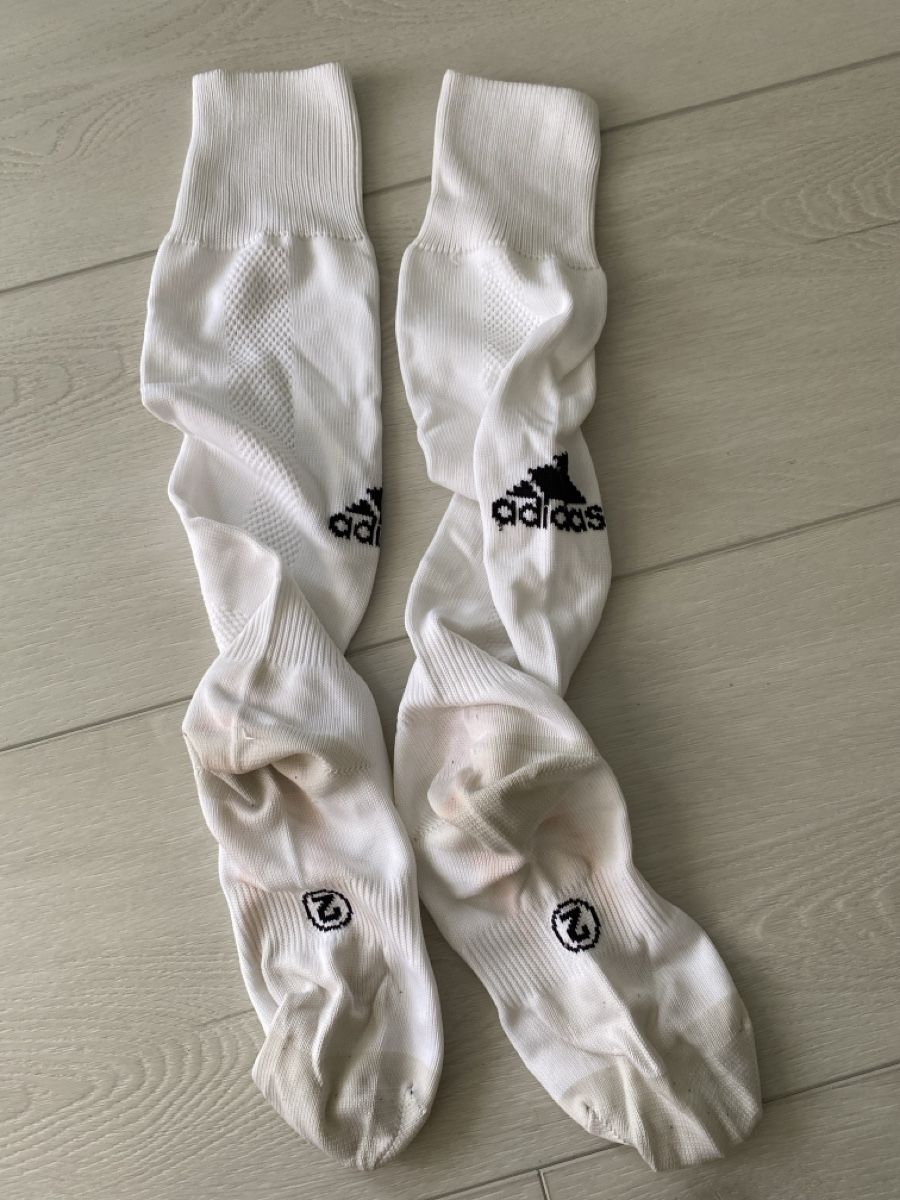 Adidas Lotti & Set di vestiti: Kleiderpaket – Usato da Strengelbach venduto da Bycy 3
