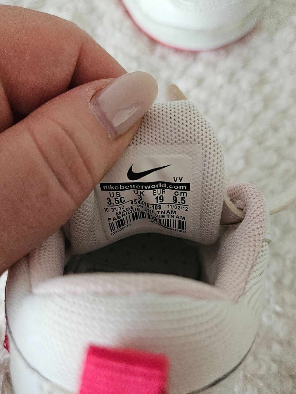 Nike Scarpe per ragazze: Nike baby sneakers – Usato da Affoltern am Albis venduto da Katarinushka 2