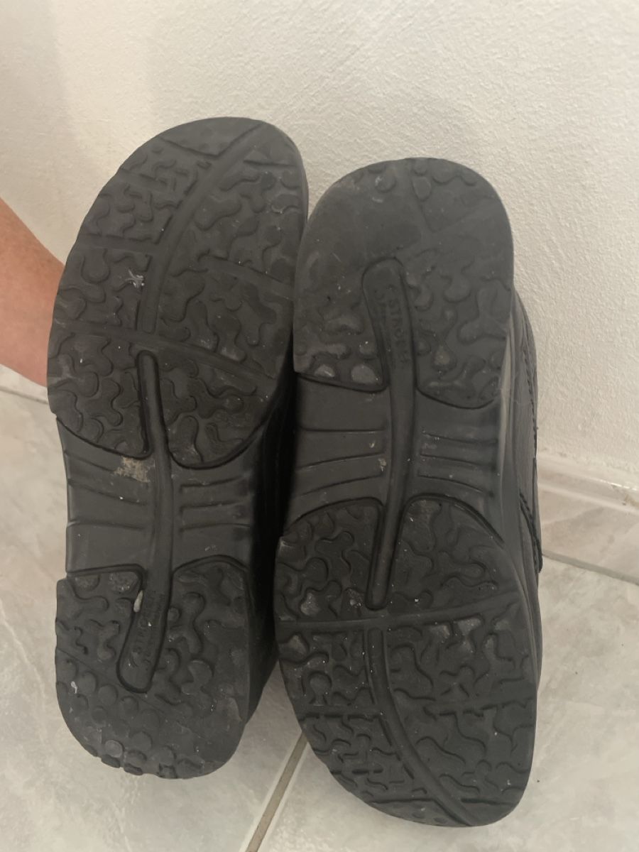 Herrenschuhe: Strober Winter Schuhe, Schwarz, Grösse 9.5/43, Warm! – Gebraucht aus Dübendorf von Magnum22inch 1