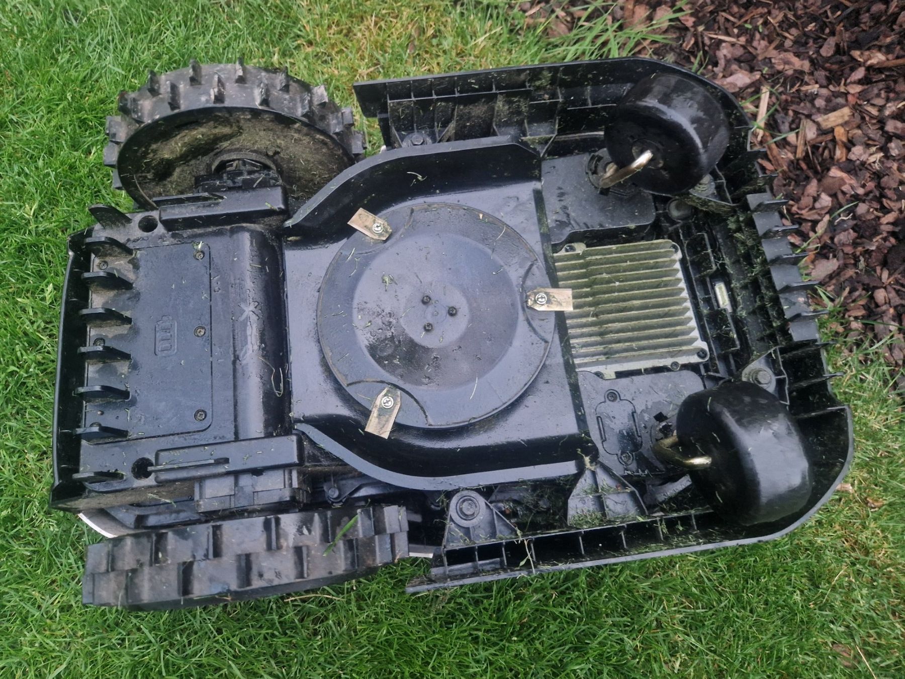 Ecovacs Tagliaerba: Ecovacs goat O500 panorama mit 1 Jahr Garantie – Usato da Grabs venduto da holjir 5