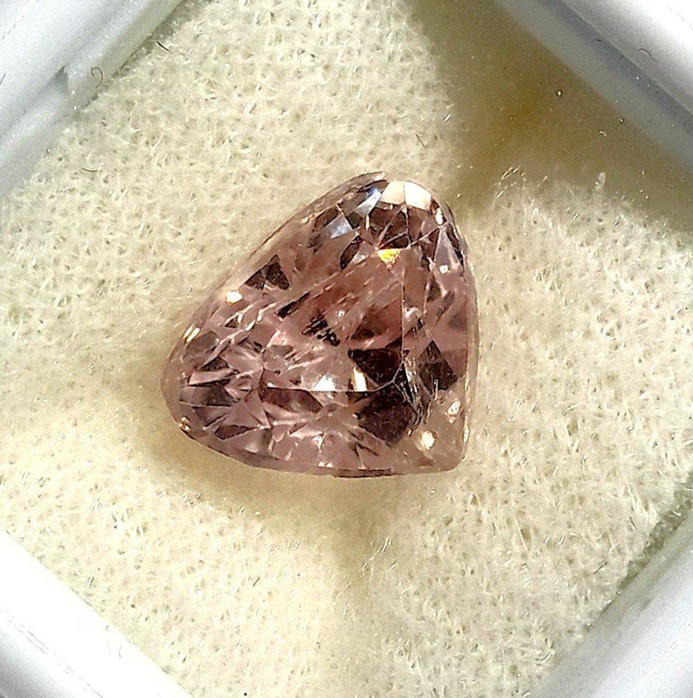 Pietre preziose: Kunzite 5.45 ct - Valeur 545.- Fr – Nuovo (secondo la descrizione) da Grimisuat venduto da Valgem 2