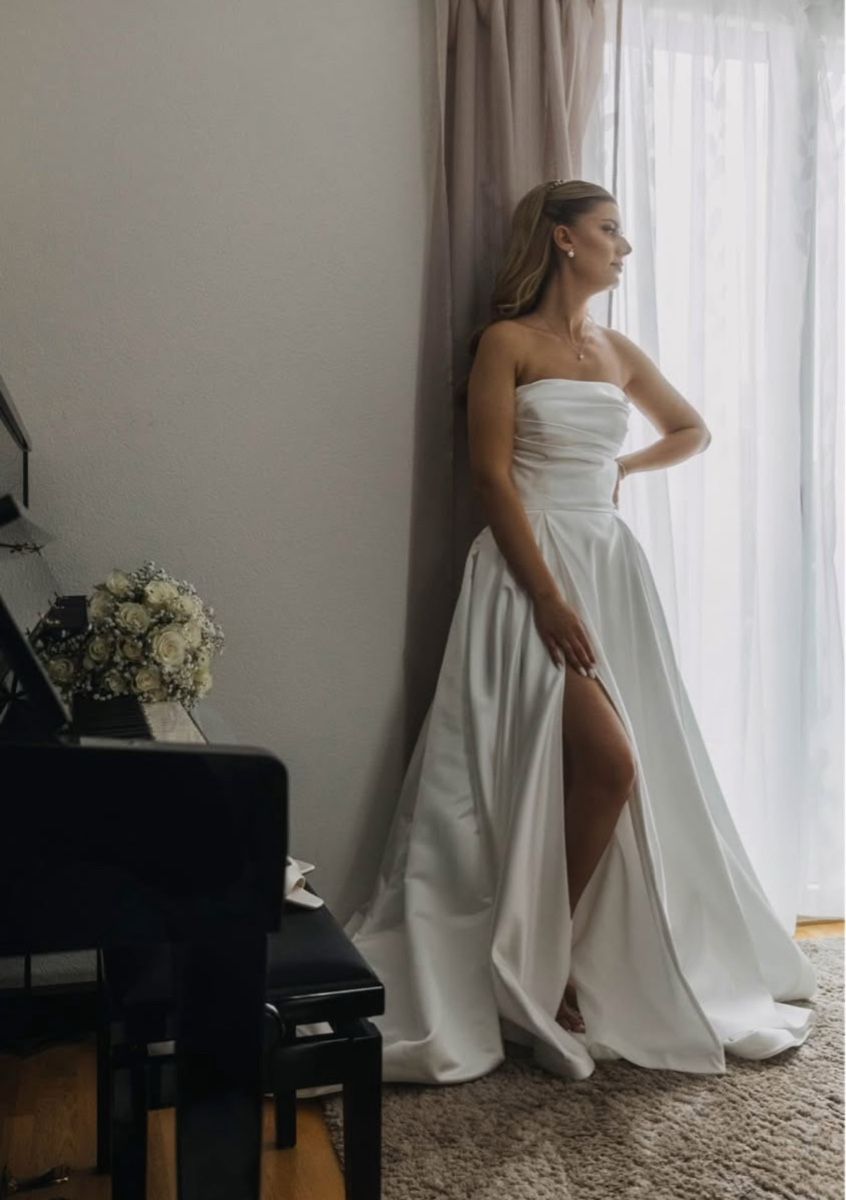 Vestiti: Hochzeitskleid – Usato da Pfyn venduto da anc_l8gf 1
