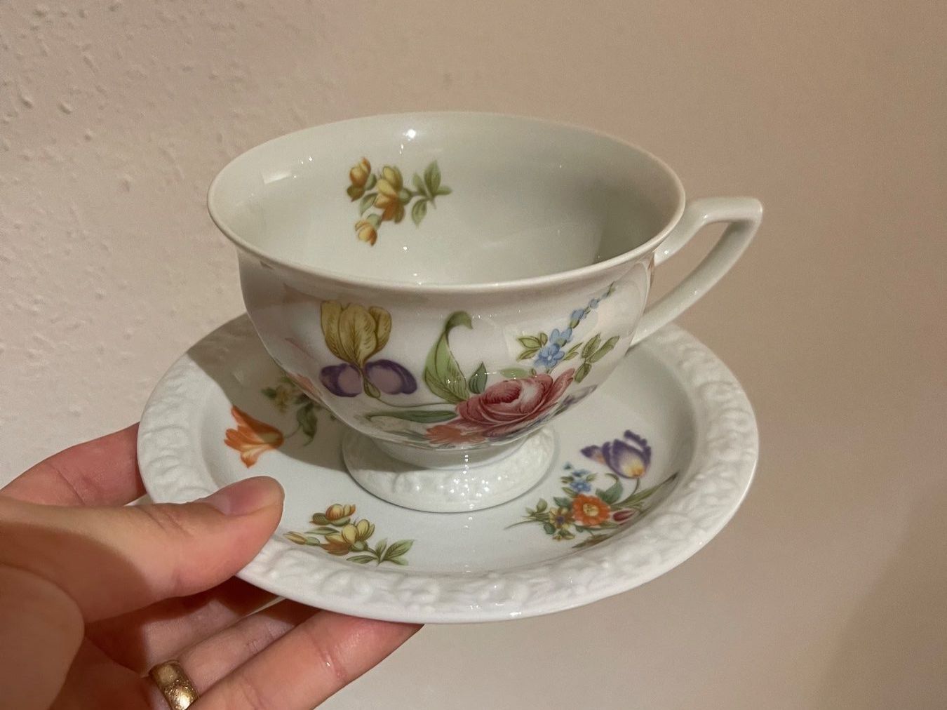 Rosenthal Set di piatti: Rosenthal Geschirrset floral gemustert – Usato da Däniken SO venduto da c.schef 6