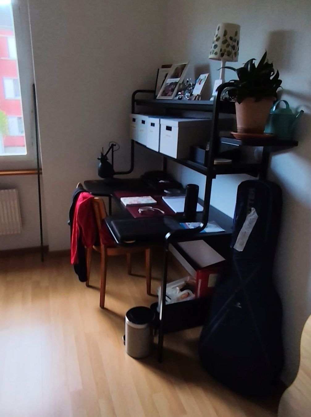 Ikea Scrivanie: FREDDE IKEA Gamingschreibtisch – Usato da Hinterkappelen venduto da jan_6tgb 1